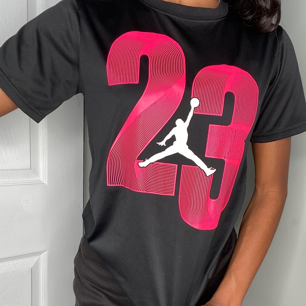 Woman’s Jordan t shirt